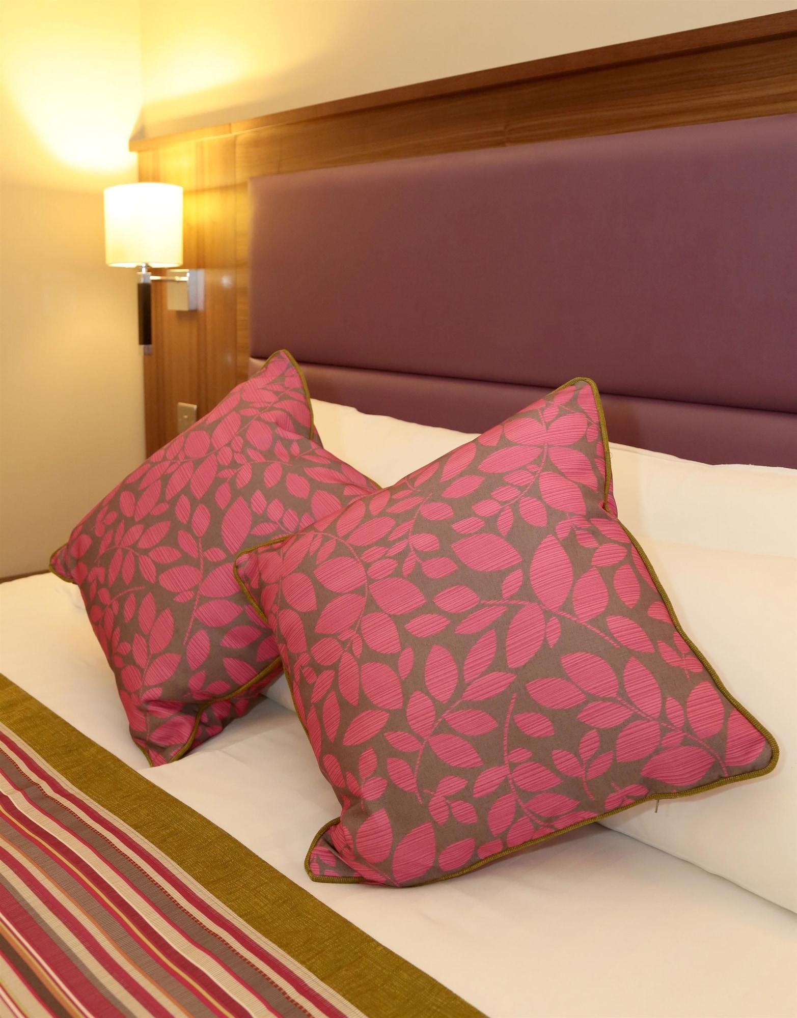 Woodlands Hotel, Bw Signature Collection 3*